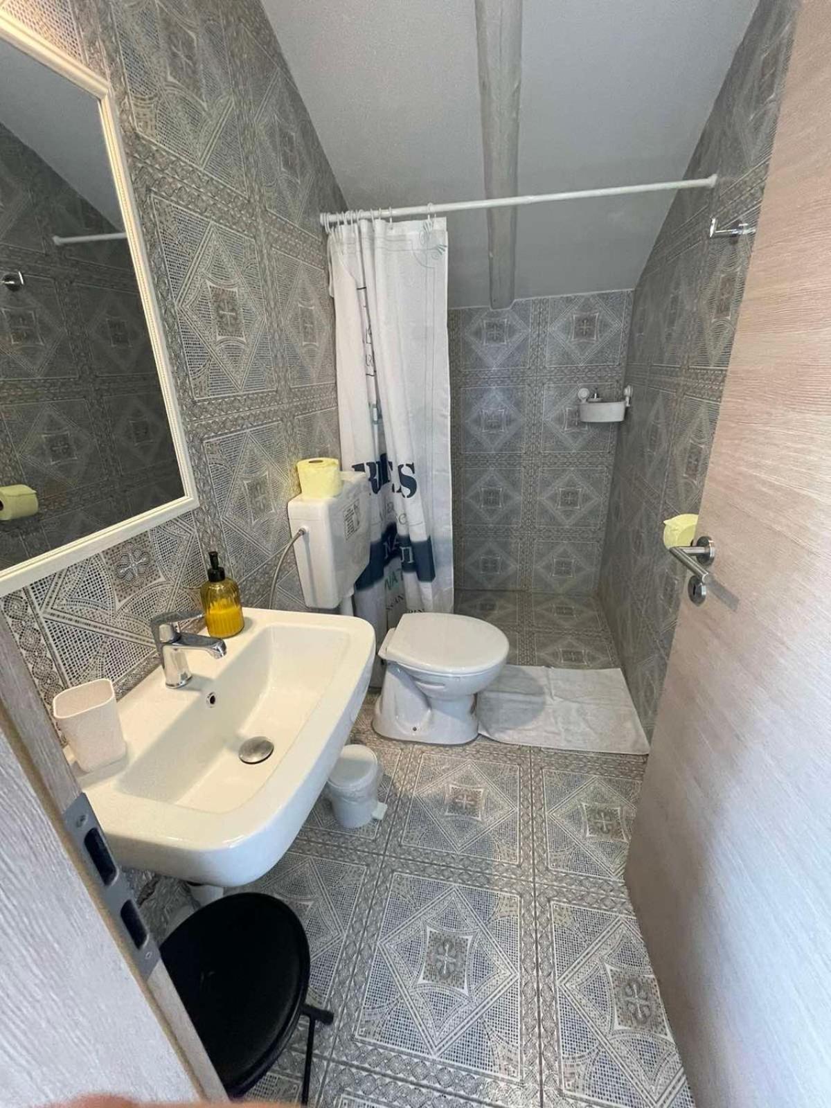 L&G Rooms Любляна Экстерьер фото